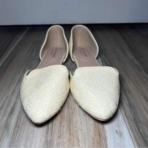 Isaac Mizrahi New York Tan / Cream Woven Pointed Toe Flats Women’s Size 6 - Picture 2 of 11